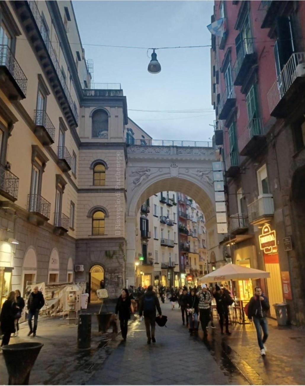 나폴리 Casa Mia Al Plebiscito 아파트 외부 사진